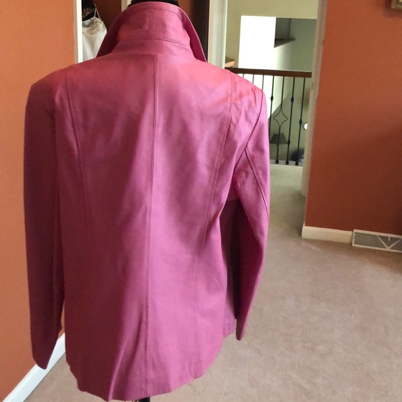 Pink genuine leather jacket with 3 button closure - Picture 2 of 5